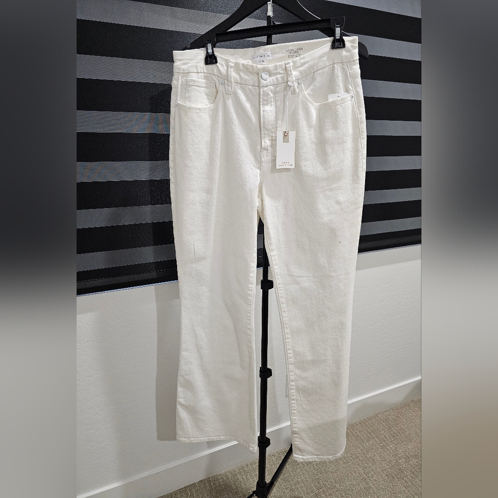 Good American White Flare Denim Jeans Women's Size 12/31 × 33 1/2" Inseam NWT - Picture 2 of 10